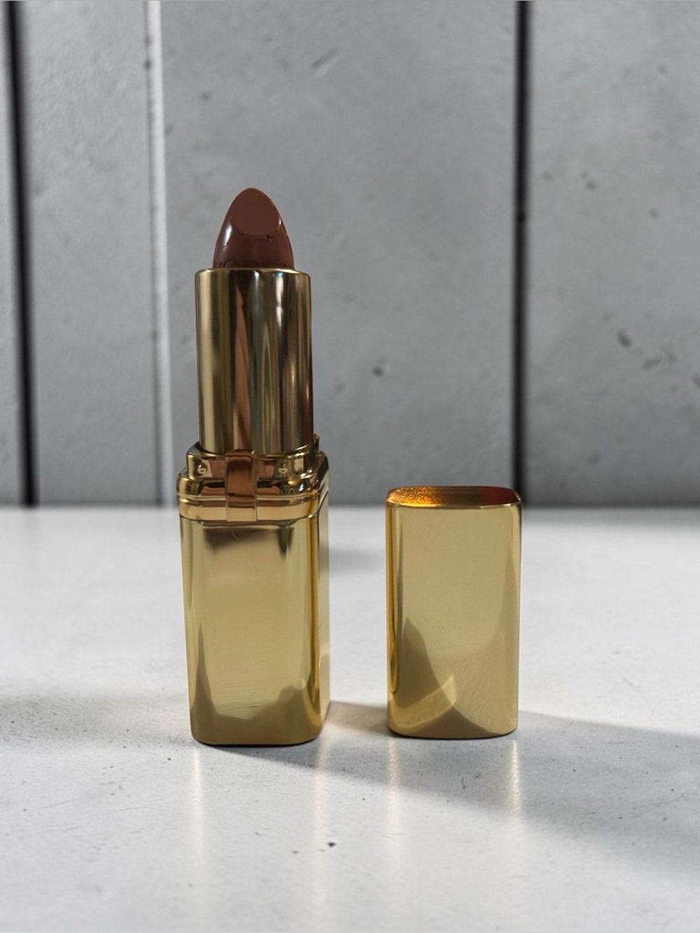 Loreal Color Riche Lipstick | 800 Fairest Nude